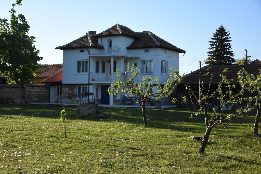 Guest House Ongal Krushuna Exterior photo